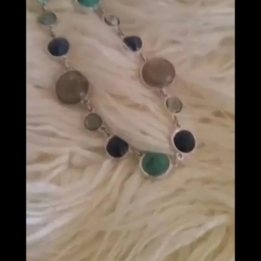 Sky Blue and Light green Crystal Like Bead Necklace. 🌴